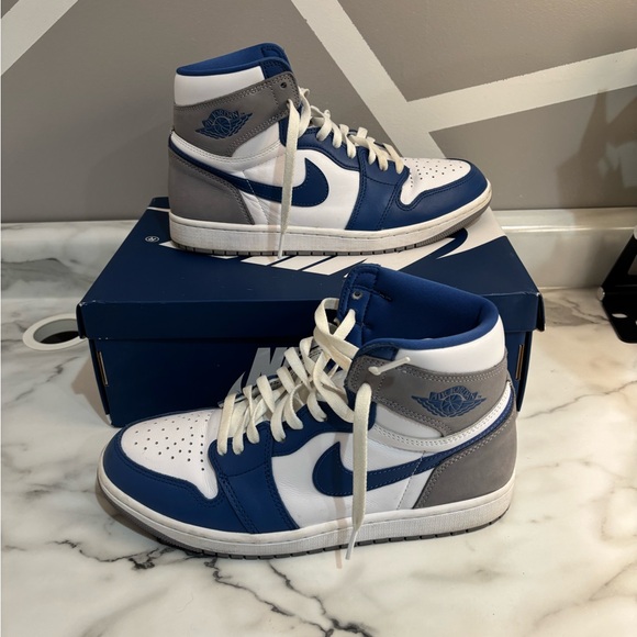 Jordan 1 High Retro True Blues Size 10 - Picture 3 of 7